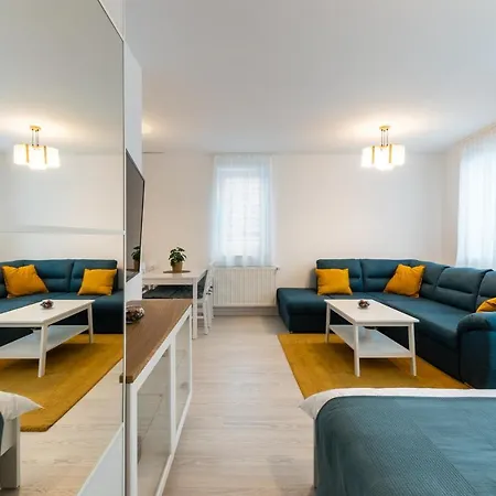 Red Fountain Apartment